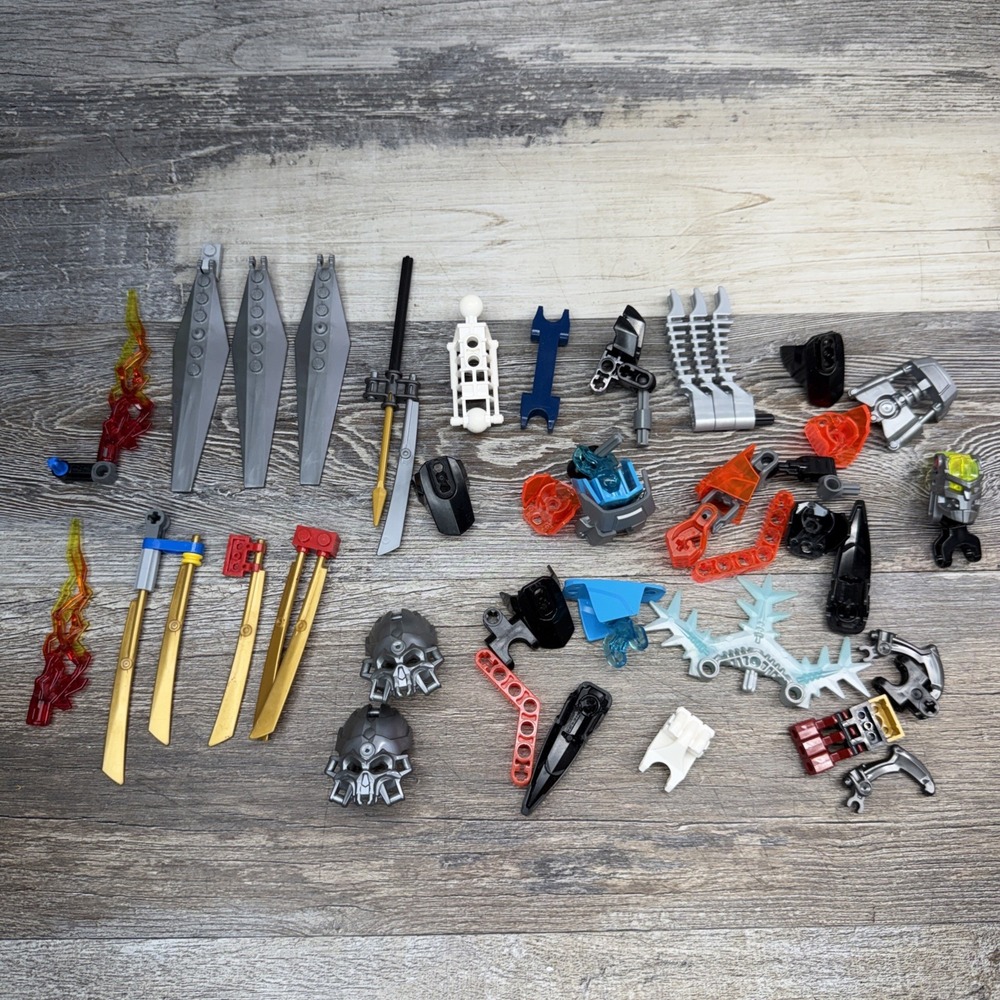 LEGO BIONICLE  Loose Pieces (helmet, Swords, Attachments)